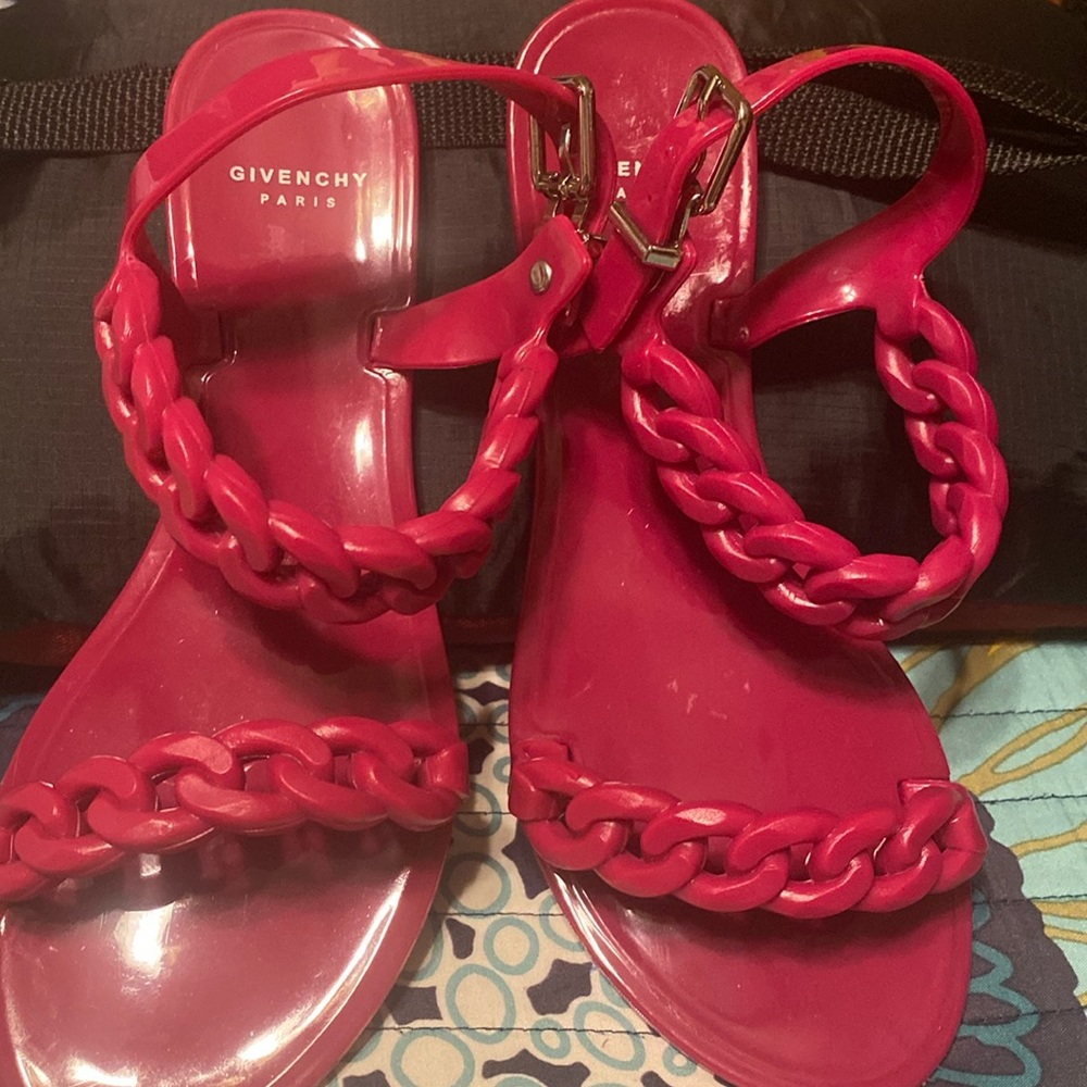 Givenchy pink Jelly chain Sandals, size 37